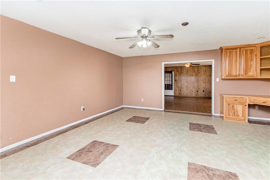 1300 VICTORIA Street