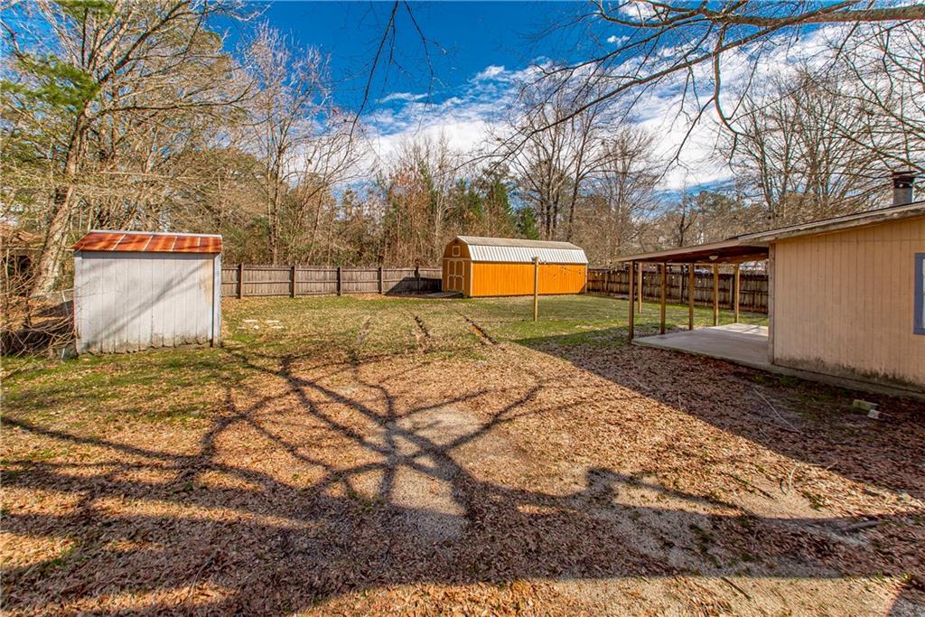 1300 VICTORIA Street