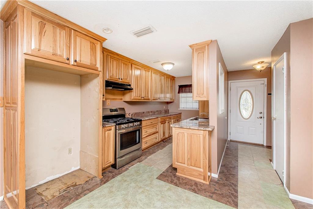 1300 VICTORIA Street