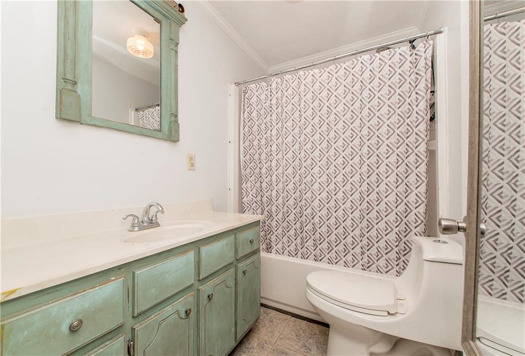 1417 VAN BUREN Street