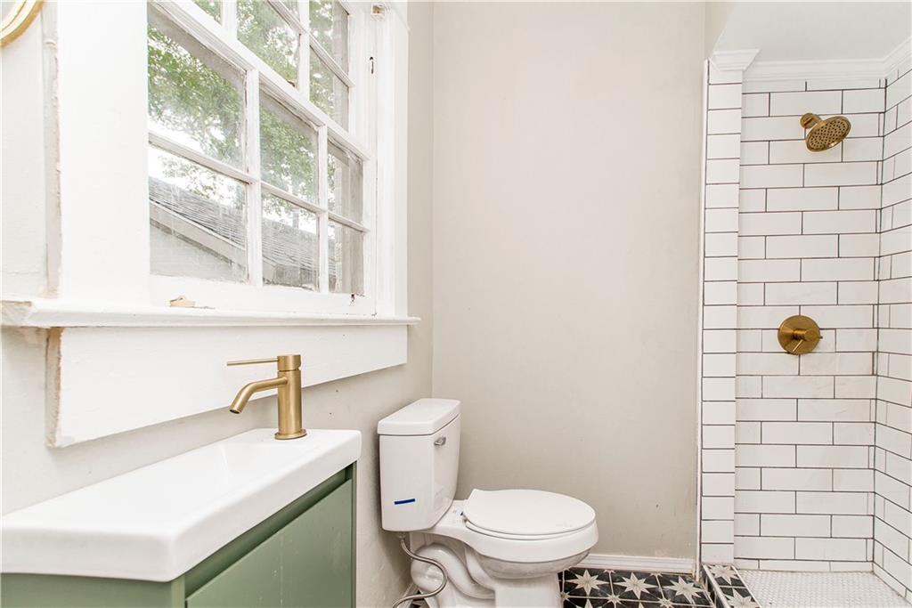 606 LOUISIANA Avenue