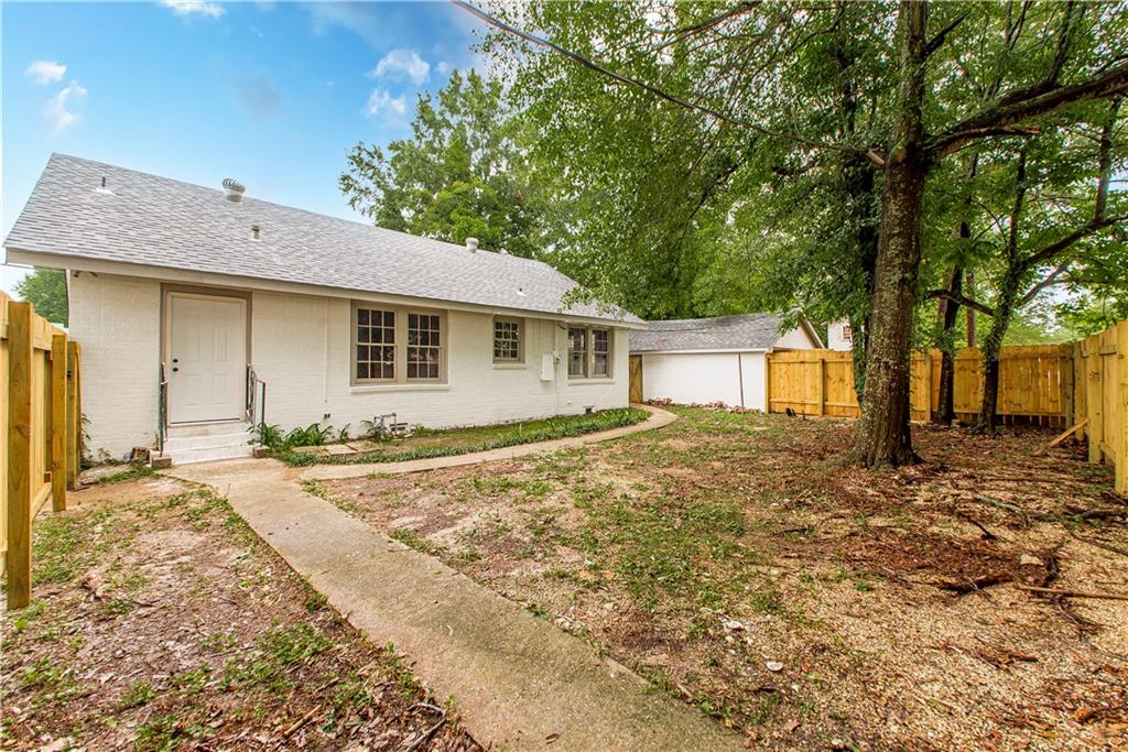 606 LOUISIANA Avenue