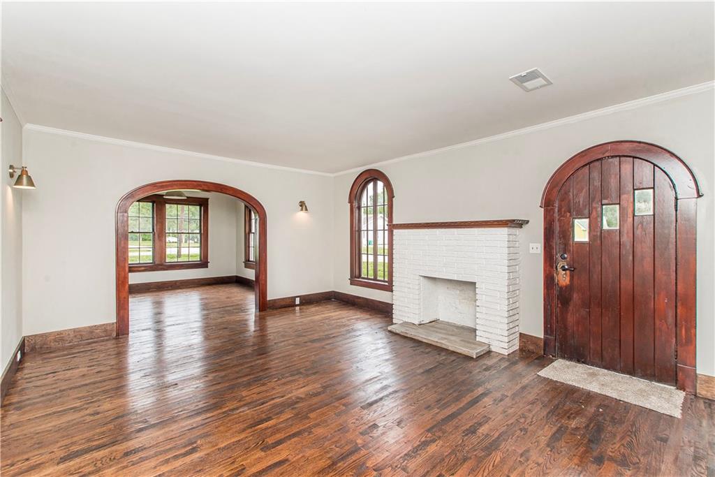 606 LOUISIANA Avenue