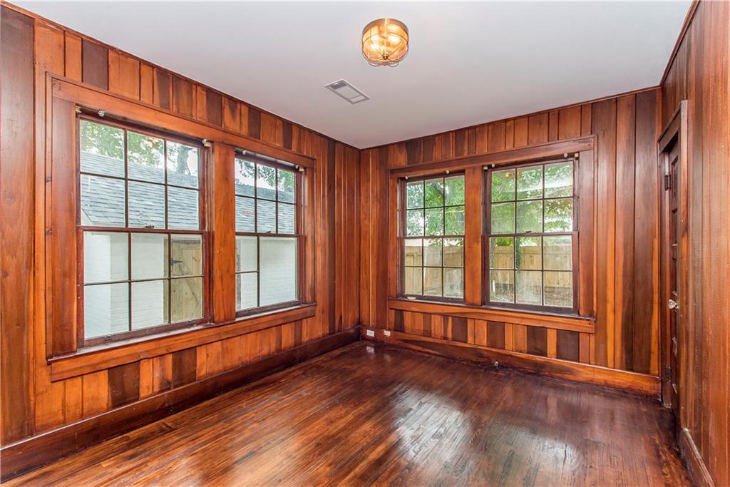 606 LOUISIANA Avenue