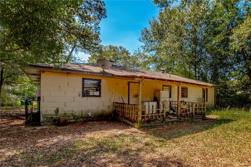 1011 LONA RESTER Place