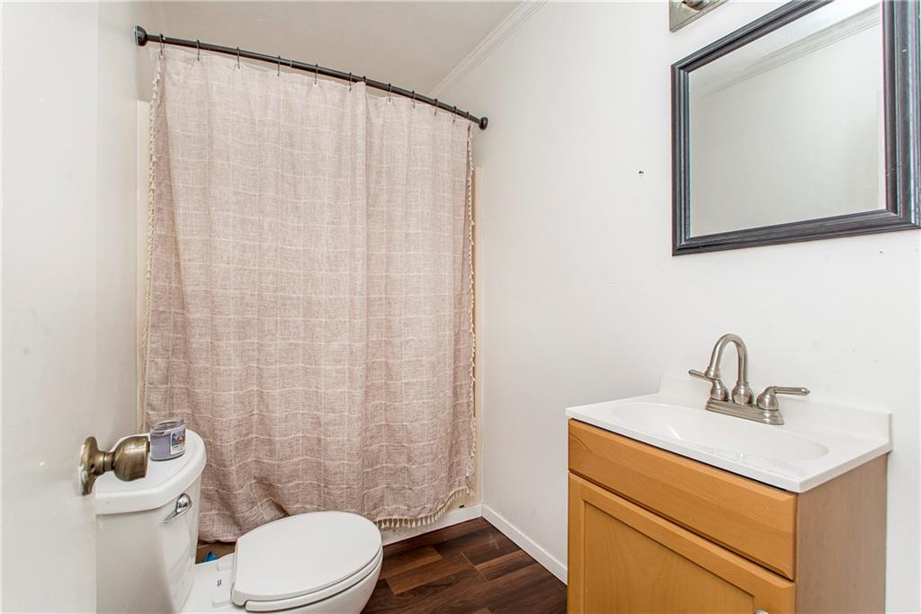 17587 HWY 439 Highway