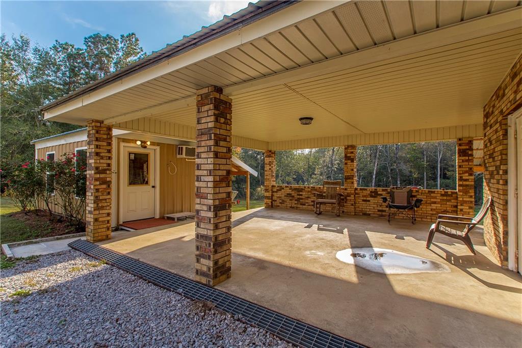 17587 HWY 439 Highway