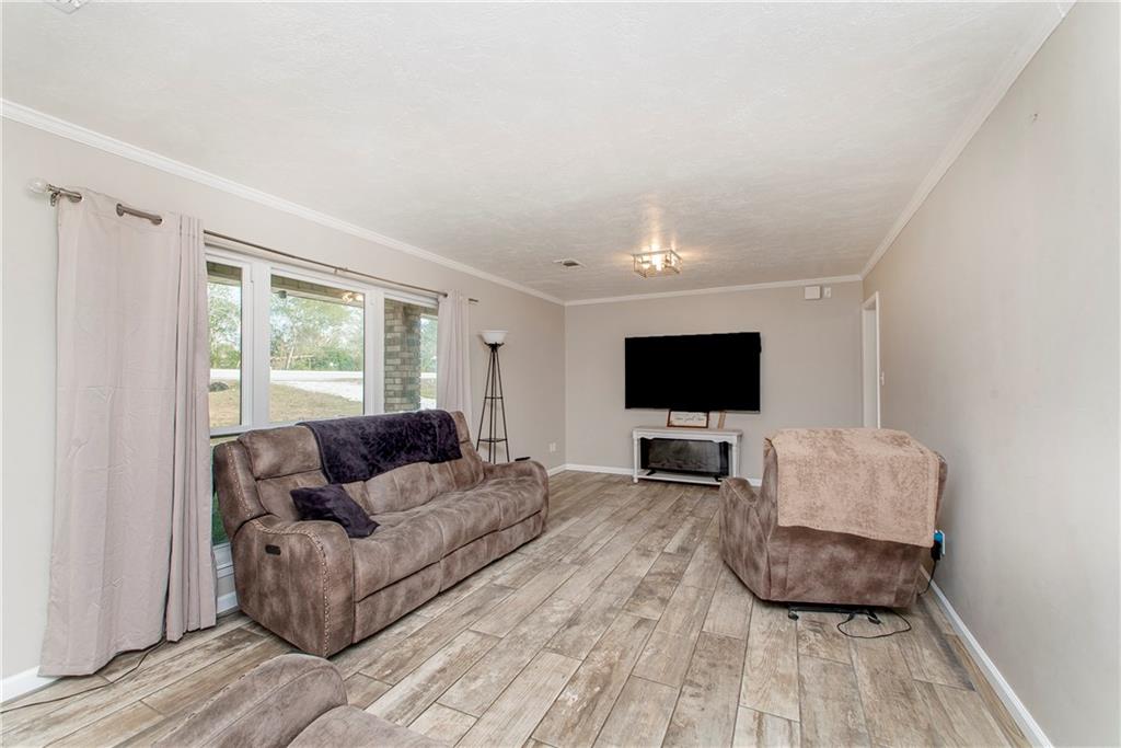 17587 HWY 439 Highway