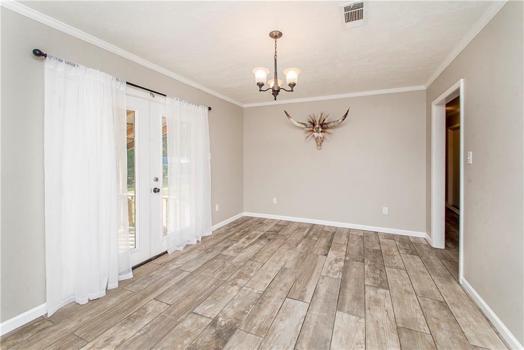 17587 HWY 439 Highway