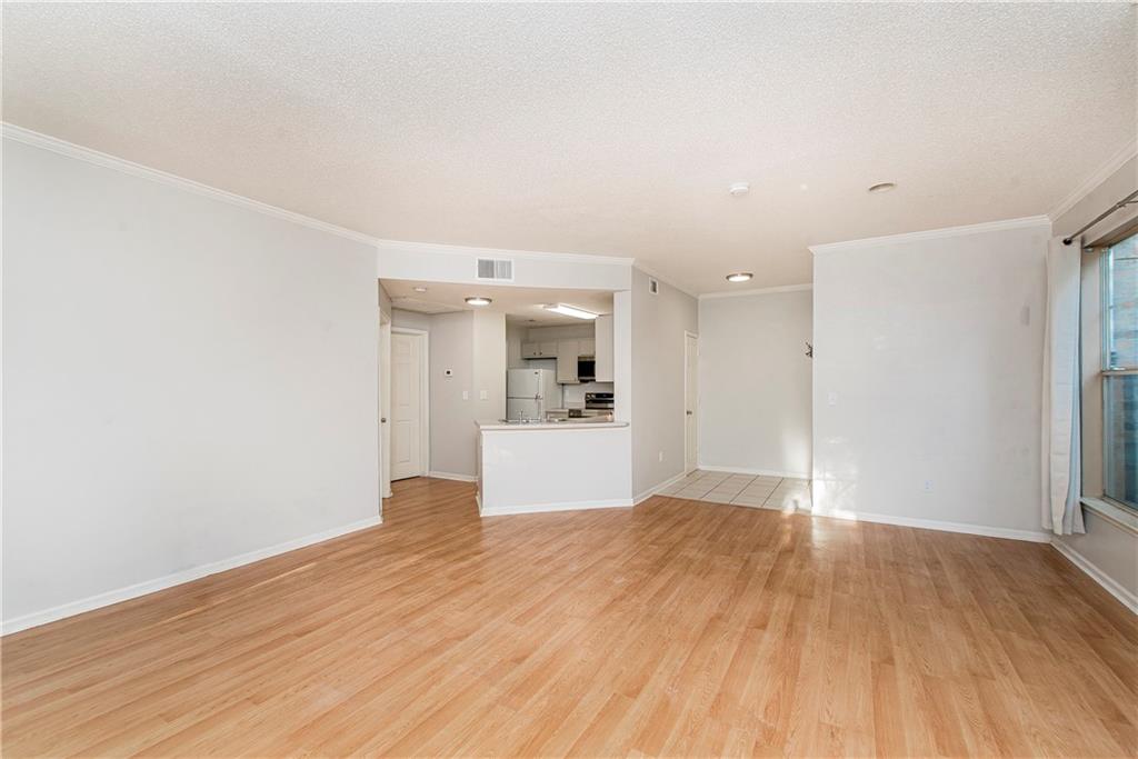 350 EMERALD FOREST Boulevard 6101