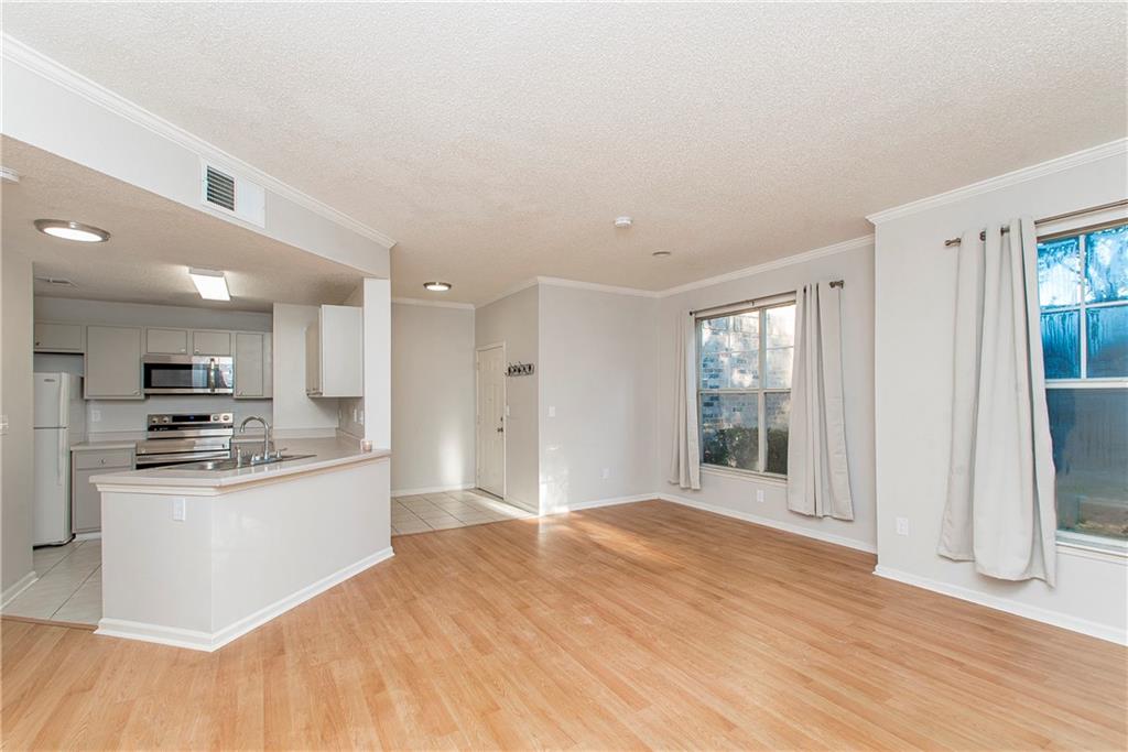 350 EMERALD FOREST Boulevard 6101