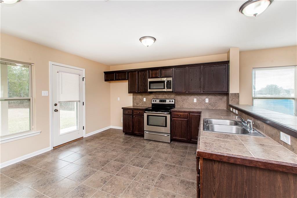 41559 SNOWBALL Circle