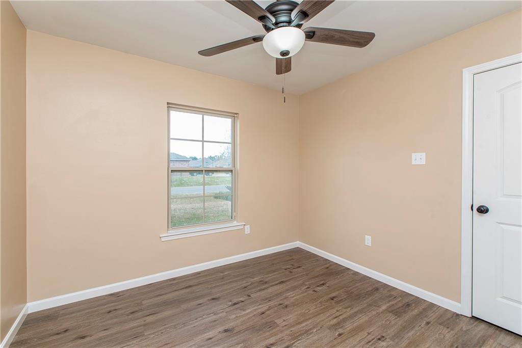 41559 SNOWBALL Circle