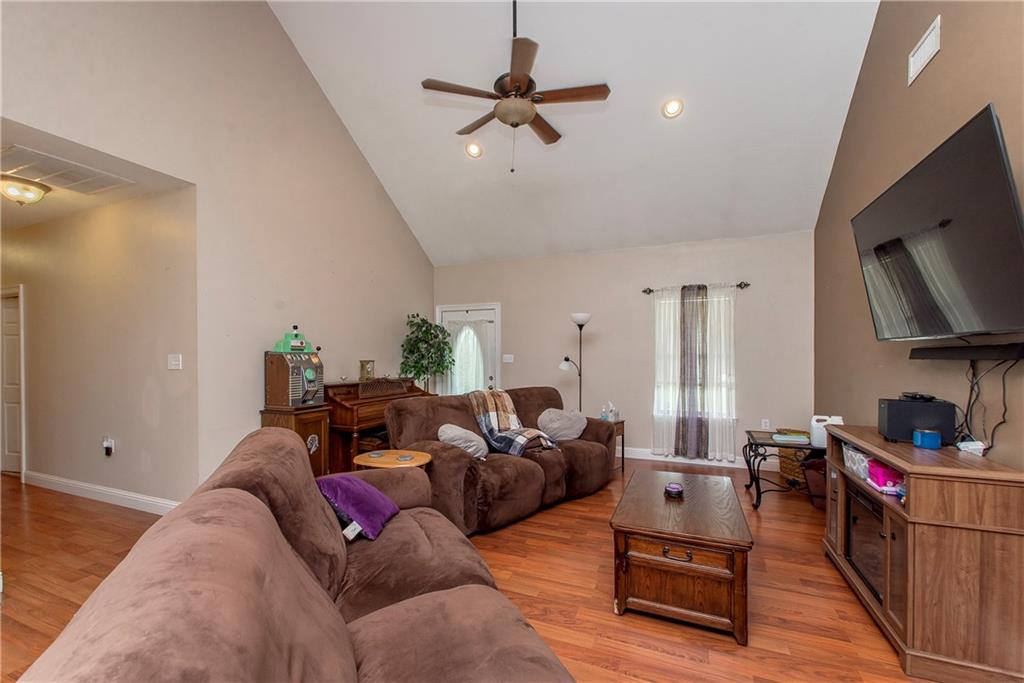 60036 SPRING VALLEY Road