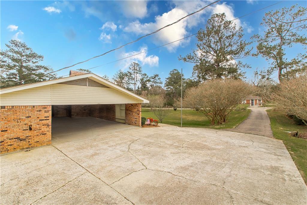 59345 TWIN PINES Road