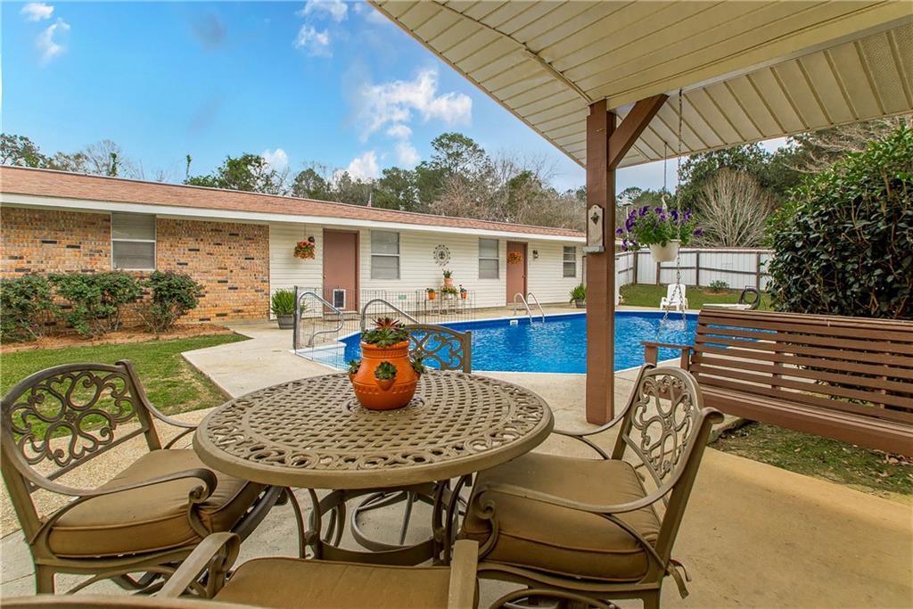 59345 TWIN PINES Road