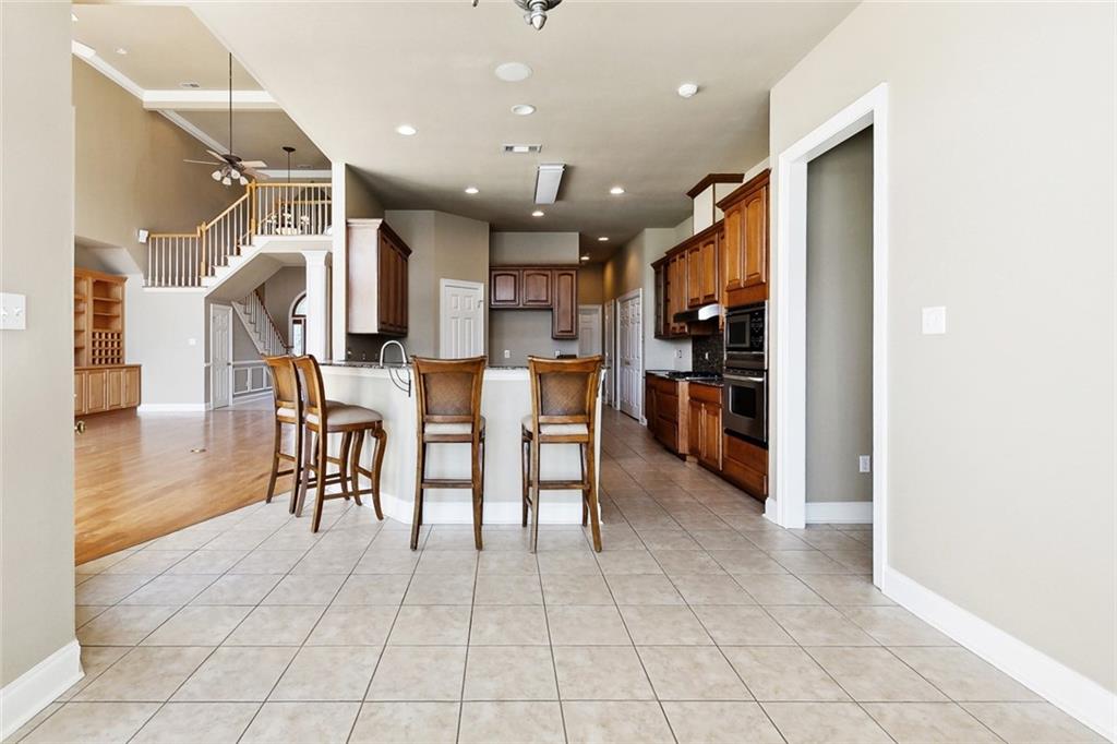 1057 MARINERS COVE Boulevard