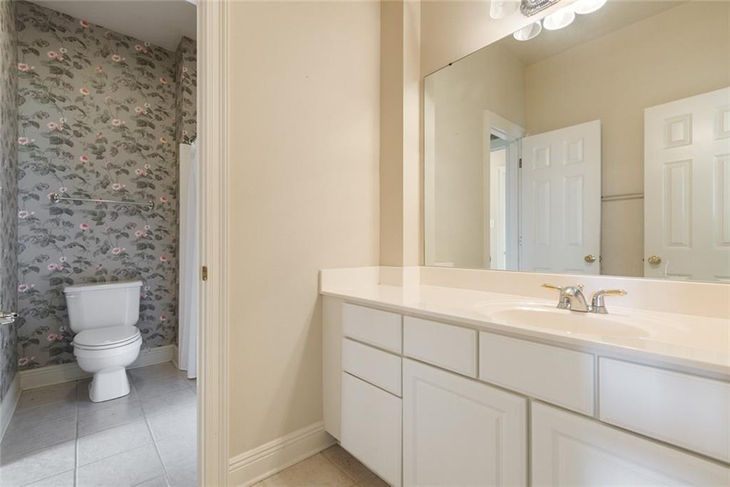 1057 MARINERS COVE Boulevard