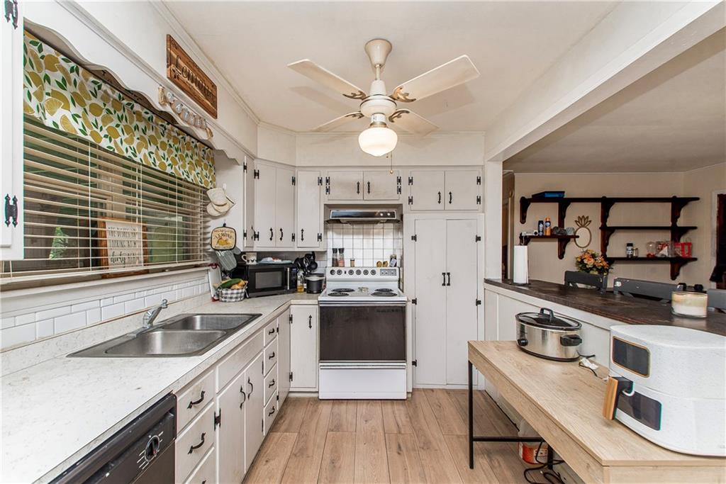 10469 HWY 1075 Highway