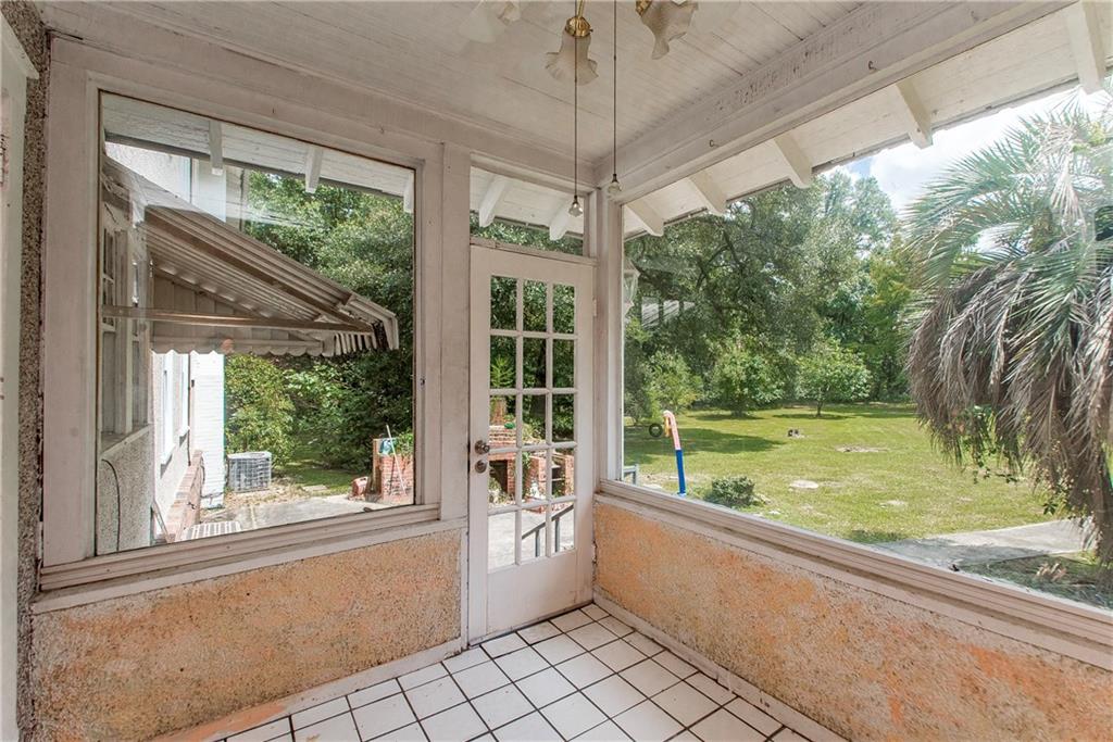 826 MISSISSIPPI Avenue