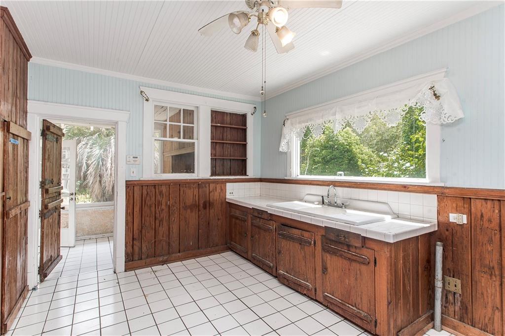 826 MISSISSIPPI Avenue