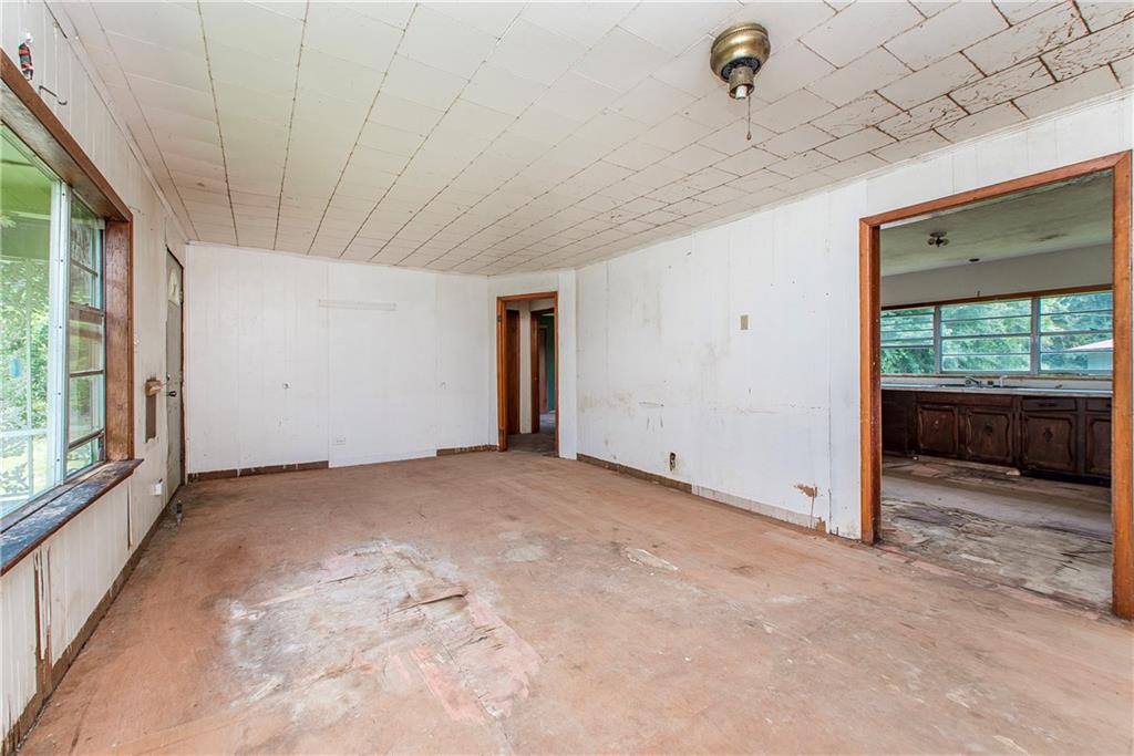 1970 AVENUE L Avenue