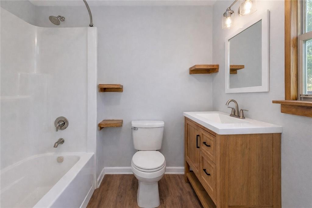 1970 AVENUE L Avenue