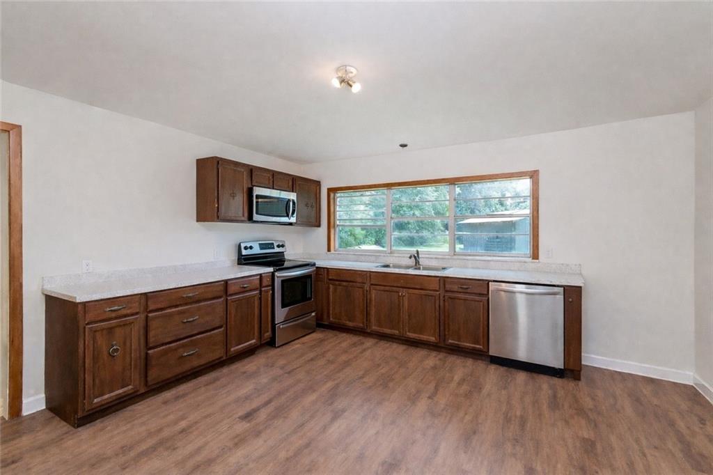 1970 AVENUE L Avenue