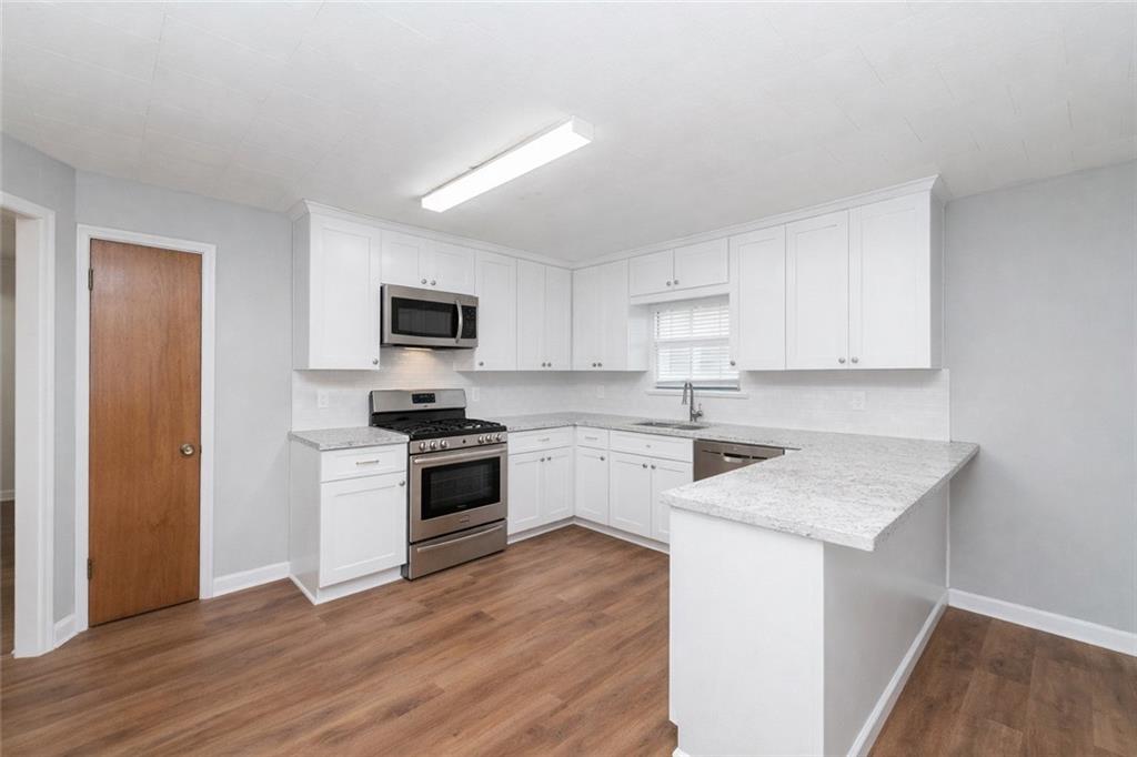 1970 AVENUE L Avenue