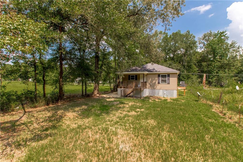 1529 AVENUE E Avenue