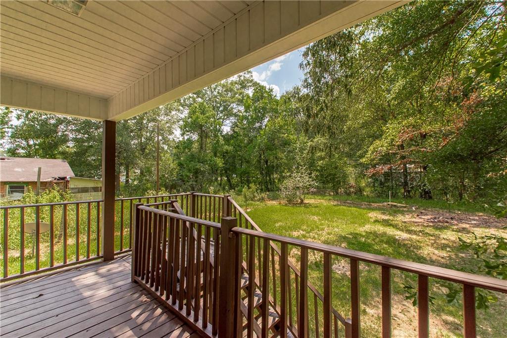 1529 AVENUE E Avenue