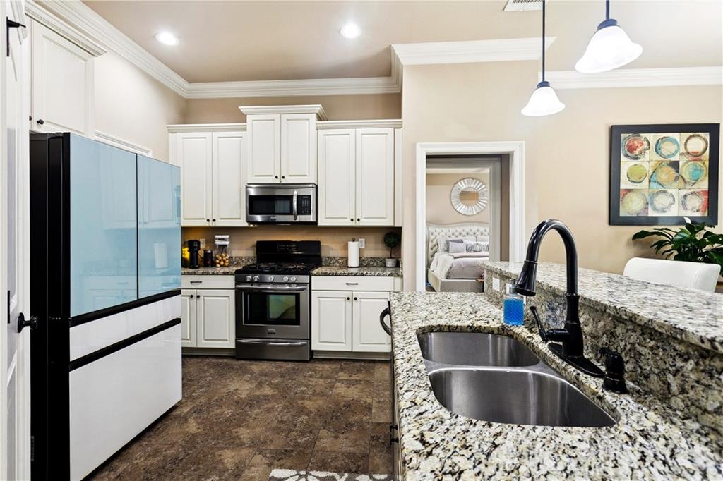 43421 BISCAYNE Drive