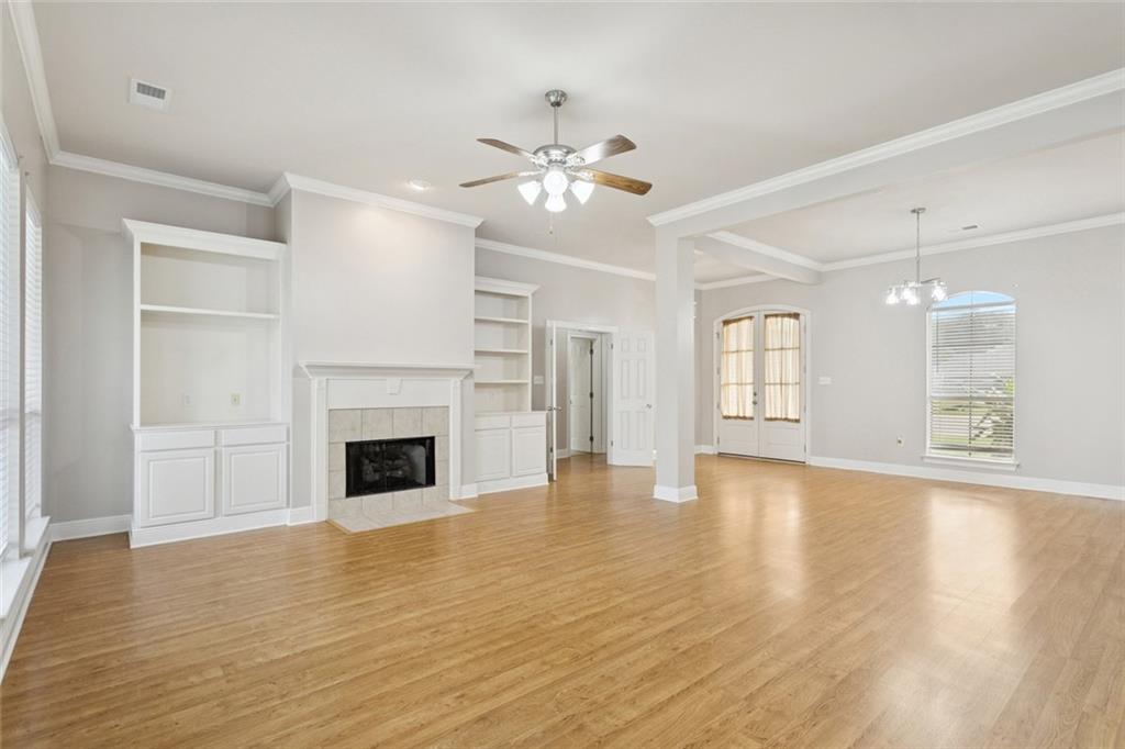 669 LAKE IBERVILLE Court