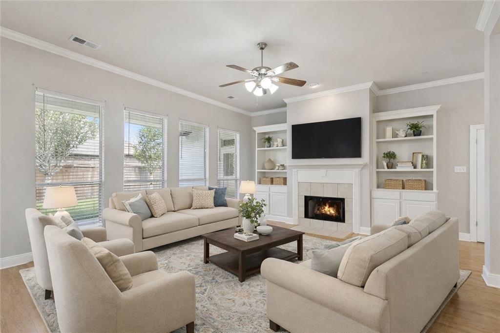 669 LAKE IBERVILLE Court