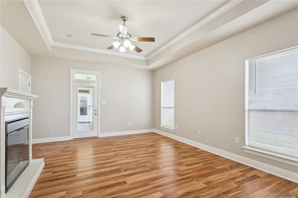 669 LAKE IBERVILLE Court