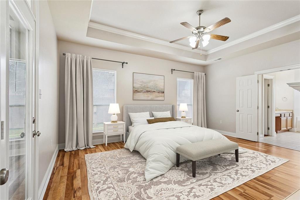 669 LAKE IBERVILLE Court