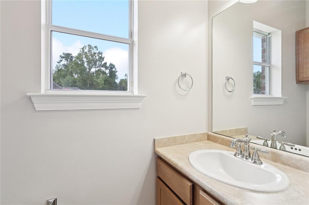 669 LAKE IBERVILLE Court