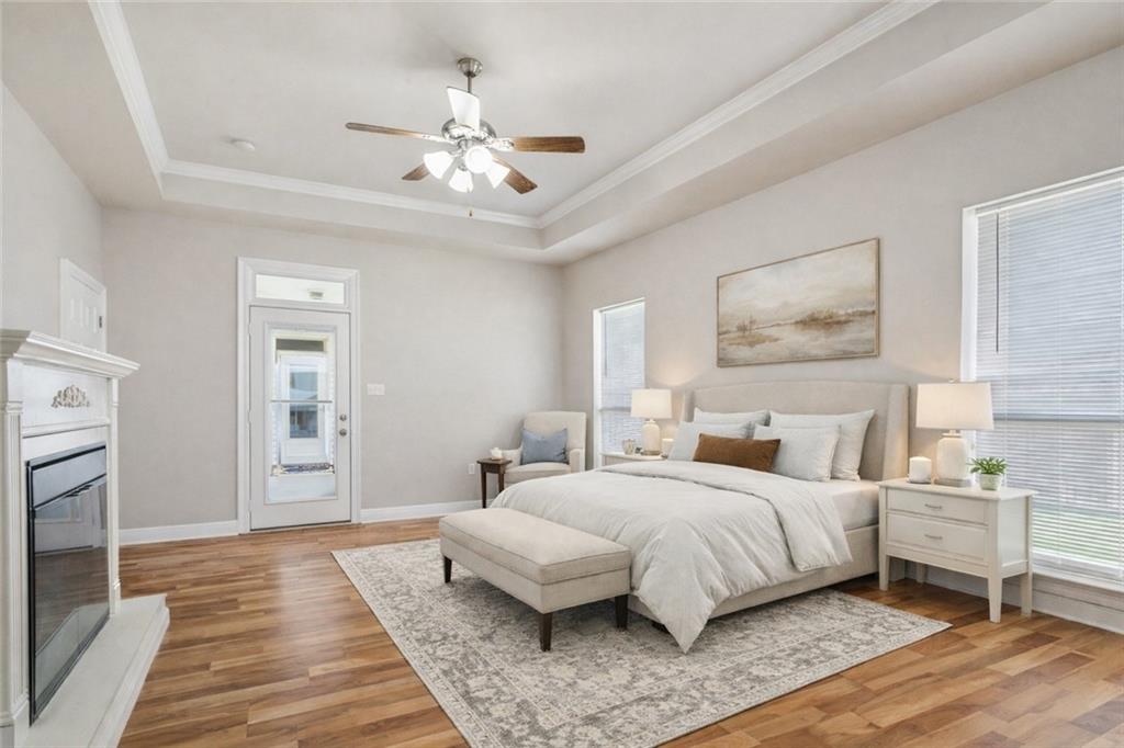 669 LAKE IBERVILLE Court