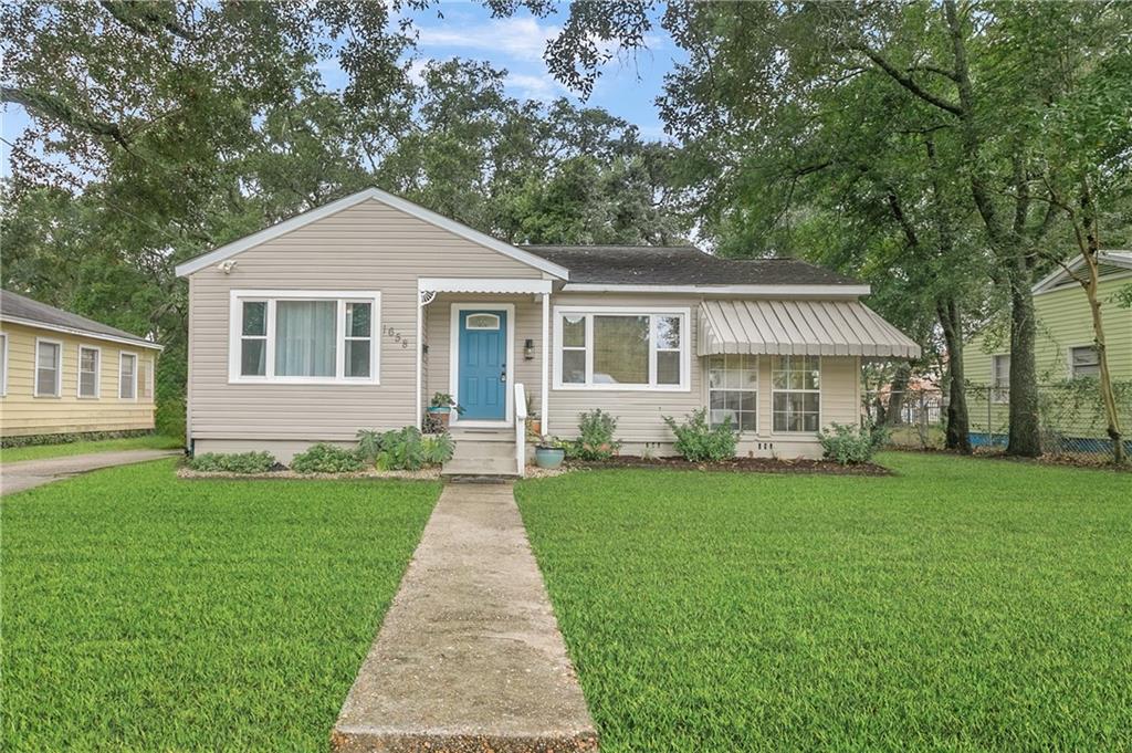 1658 HOLLYWOOD Boulevard