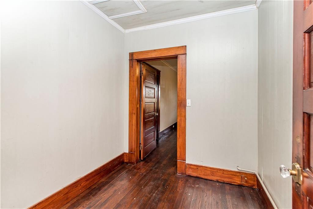 606 LOUISIANA Avenue