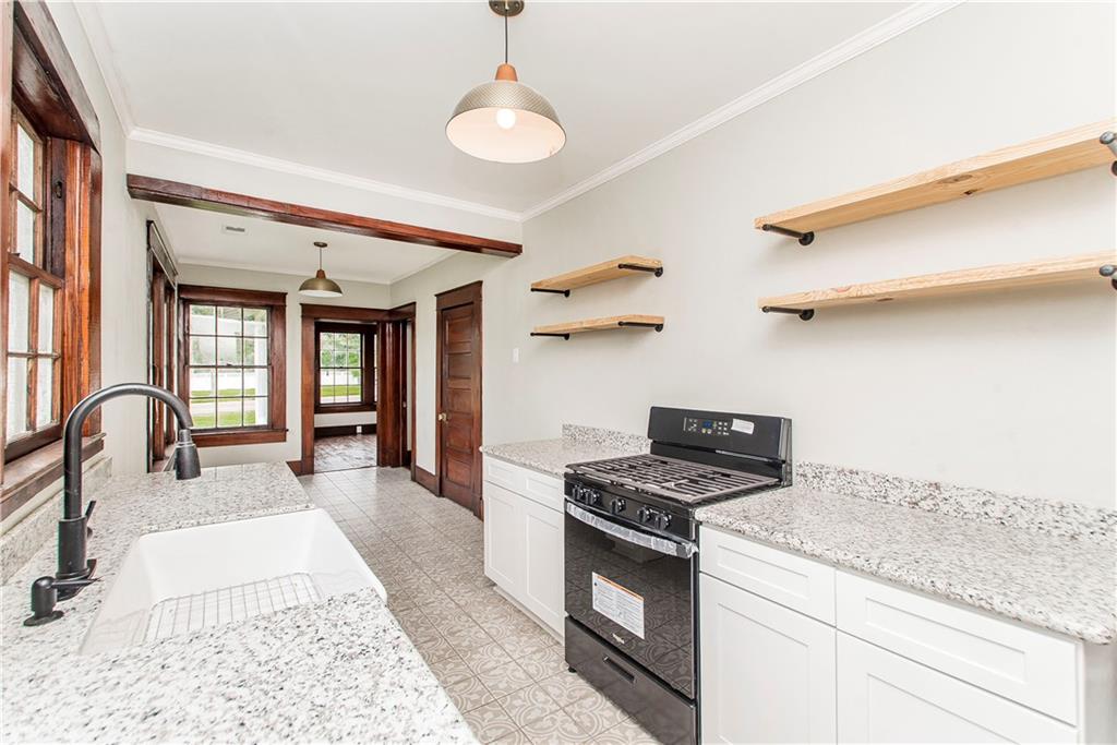 606 LOUISIANA Avenue