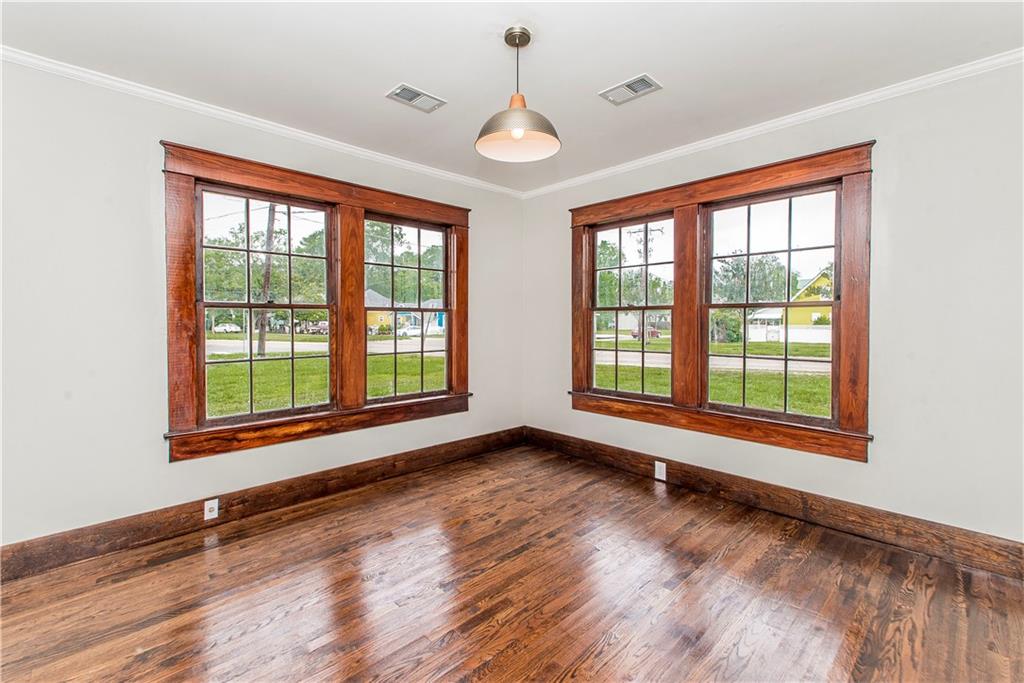 606 LOUISIANA Avenue