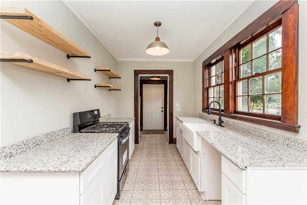 606 LOUISIANA Avenue