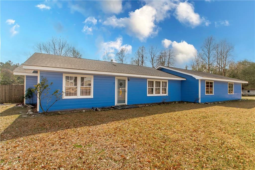 58522 HWY 439 Highway