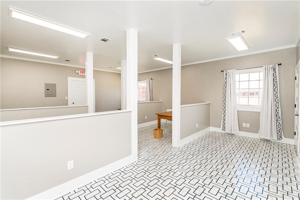 302 LOUISIANA Avenue