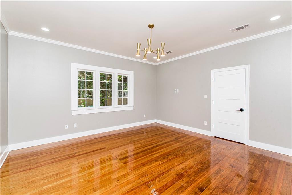 302 LOUISIANA Avenue