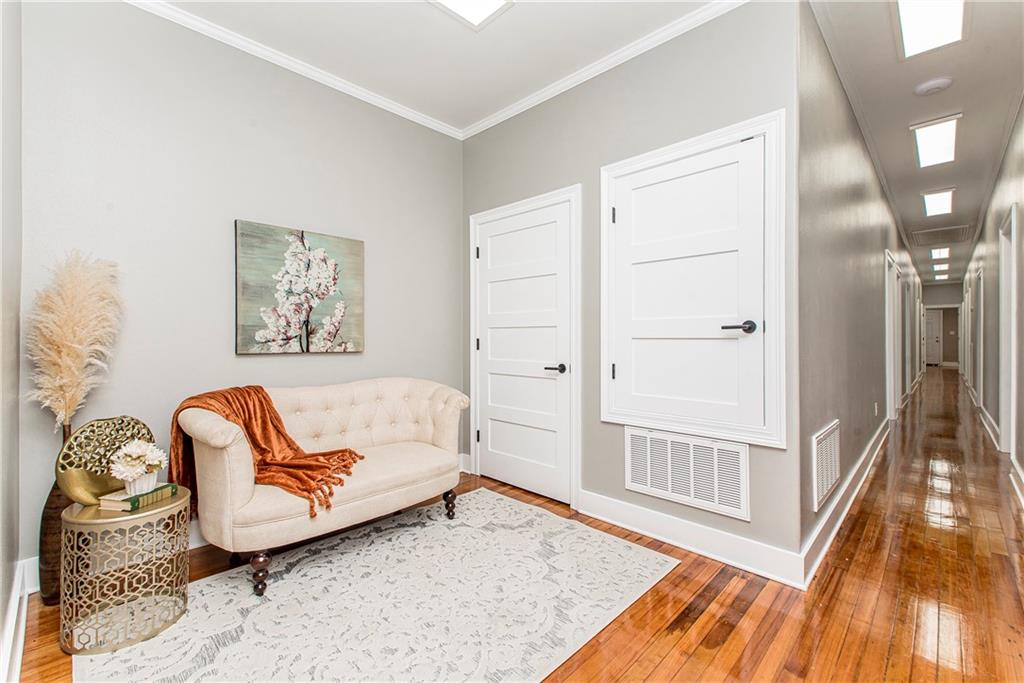 302 LOUISIANA Avenue