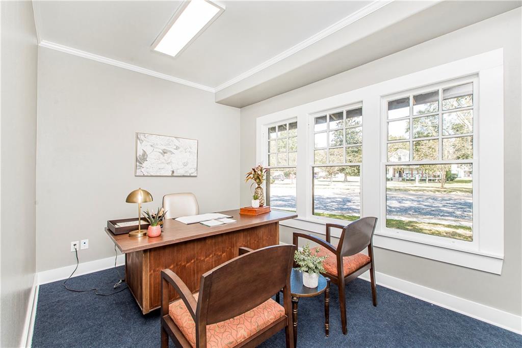 302 LOUISIANA Avenue