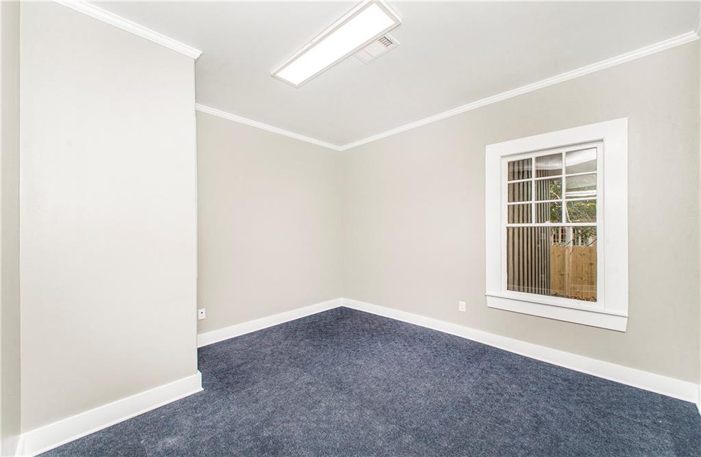 302 LOUISIANA Avenue