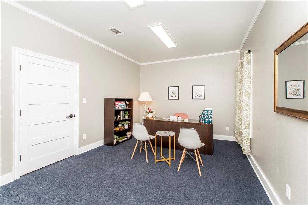 302 LOUISIANA Avenue